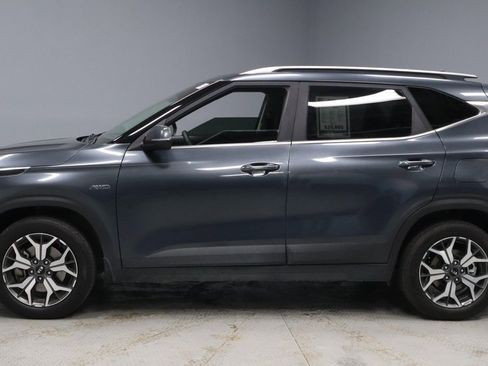 Used 2021 Kia Seltos EX image 9