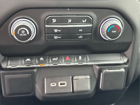 Certified 2022 Chevrolet Silverado 1500 Custom w/ LPO, Dark Essentials Package image 12