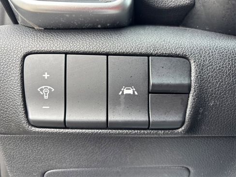 Used 2022 Kia Sportage LX FWD image 33
