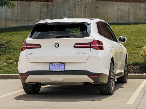 Used 2026 BMW X3 xDrive30i AWD/4WD image 3