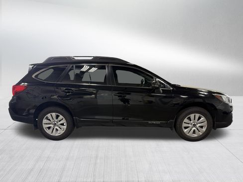 Used 2019 Subaru Outback 2.5i Premium AWD/4WD image 8