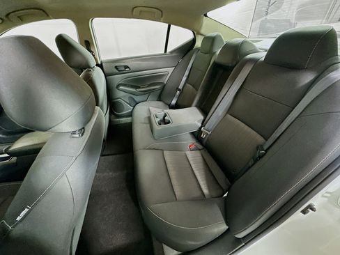 Used 2025 Nissan Altima 2.5 SV FWD image 25
