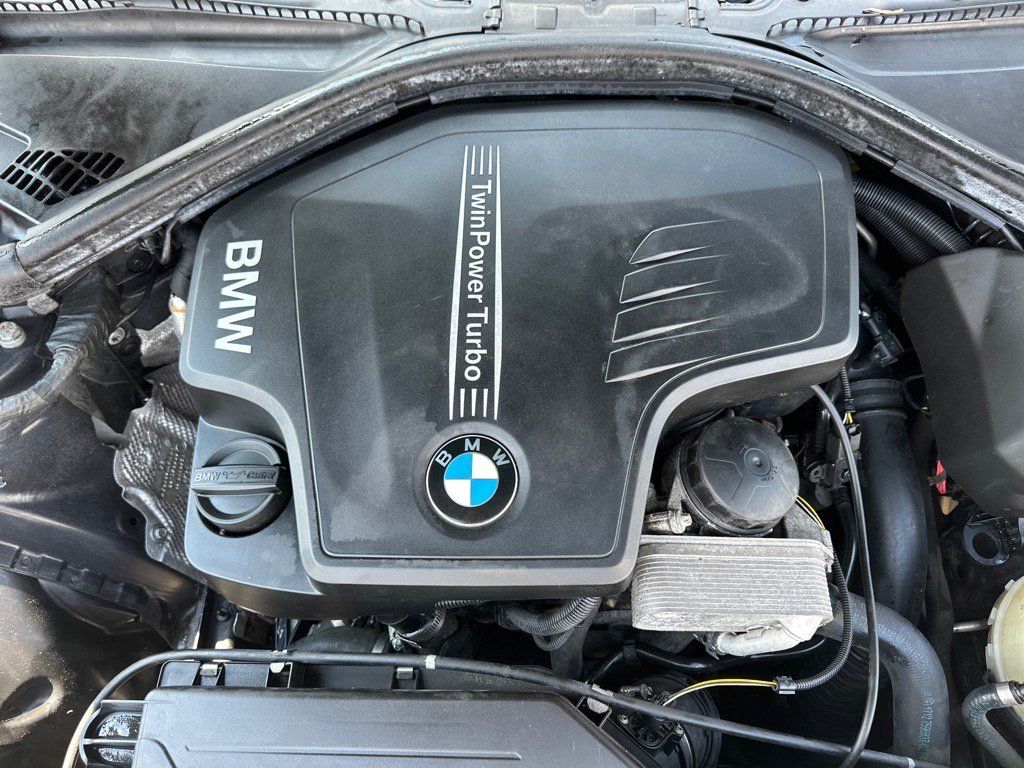 Used 2015 BMW 328i xDrive Sedan AWD/4WD image 12