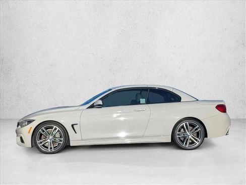 Used 2018 BMW 440i Convertible image 9