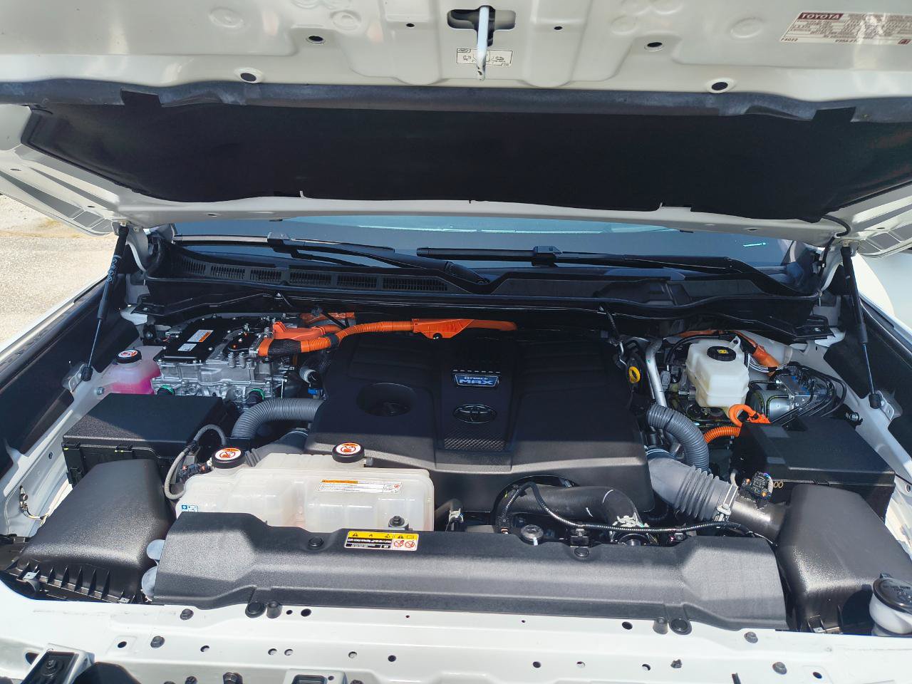Used 2025 Toyota Sequoia Capstone AWD/4WD image 22