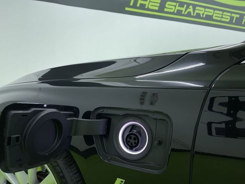 Used 2018 BMW 740e xDrive image 15