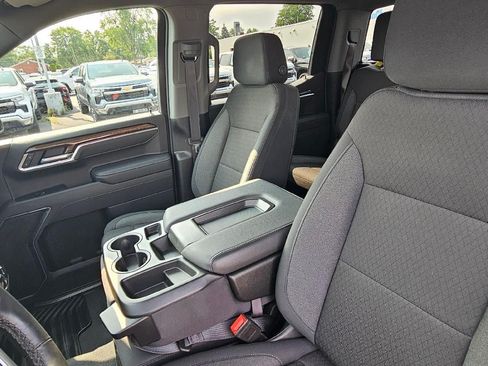 Used 2025 Chevrolet Silverado 1500 LT AWD/4WD image 10