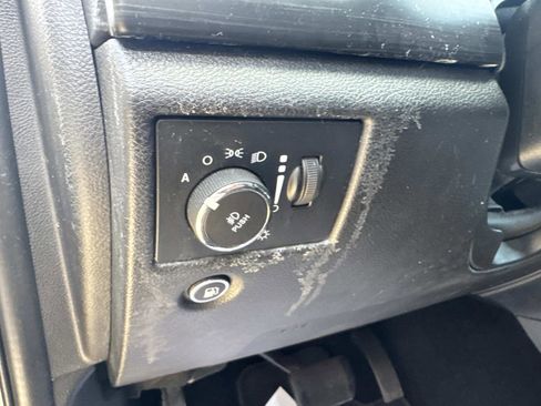 Used 2021 Jeep Grand Cherokee Laredo X image 20