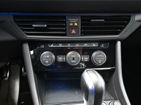 Used 2019 Volkswagen Jetta GLI FWD image 22