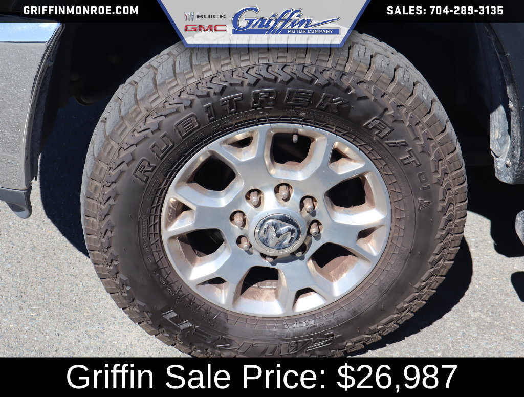 Used 2018 RAM 2500 Tradesman w/ Chrome Appearance Group AWD/4WD image 11