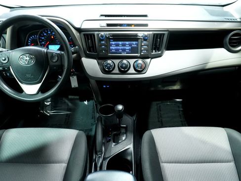 Used 2015 Toyota RAV4 LE AWD/4WD image 14
