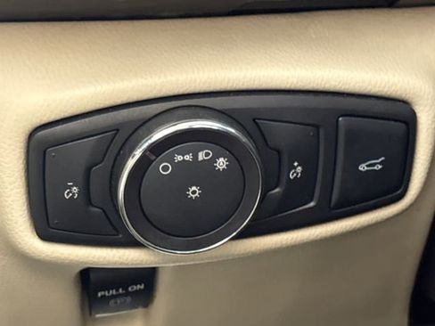 Used 2017 Lincoln MKX Select w/ Select Plus Package AWD/4WD image 39