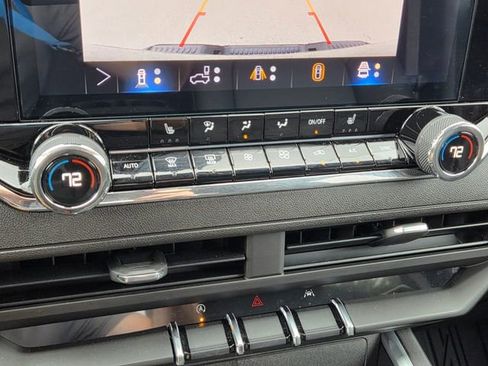 Certified 2025 Chevrolet Colorado Trail Boss image 31