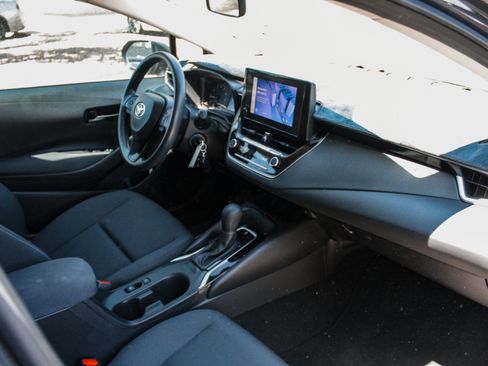 Used 2024 Toyota Corolla LE FWD image 25