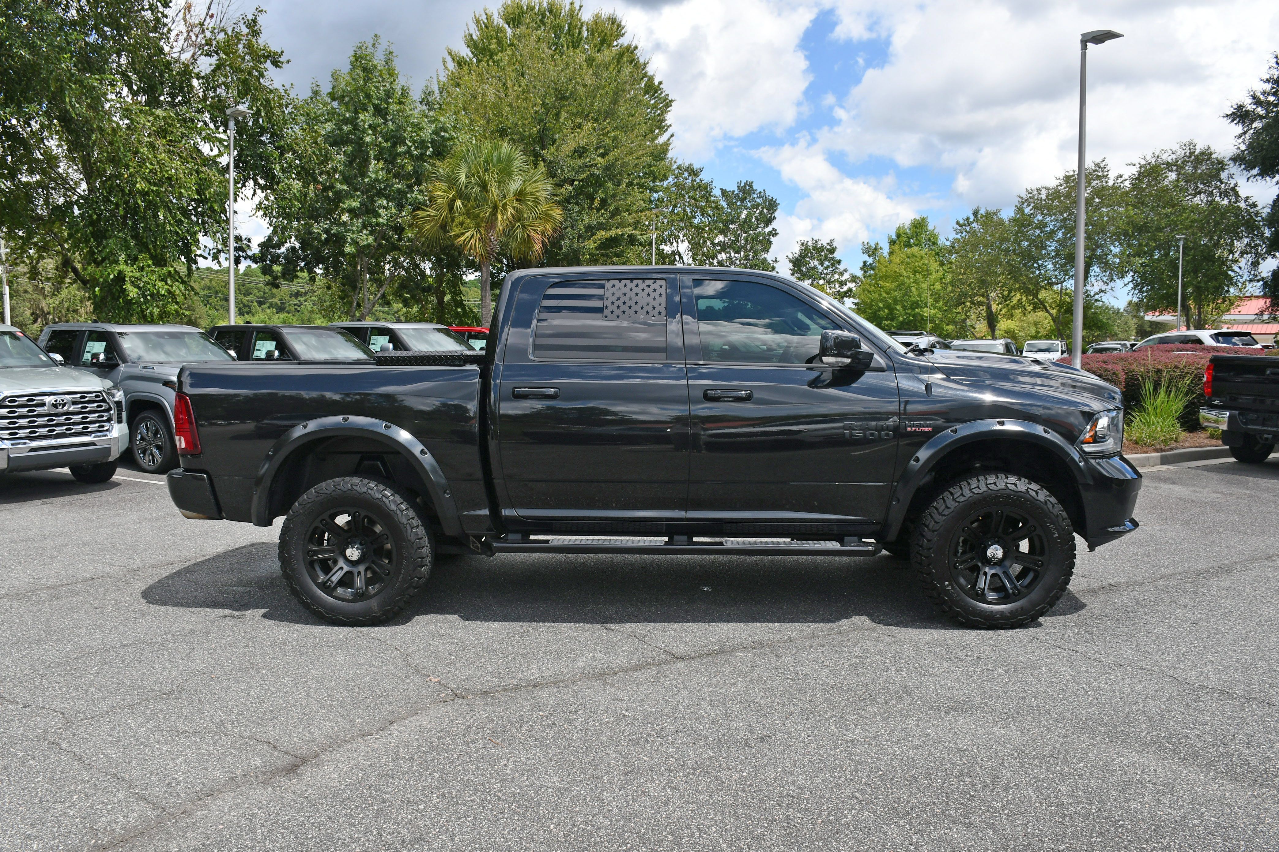 Used 2017 RAM 1500 Sport w/ Convenience Group AWD/4WD image 5