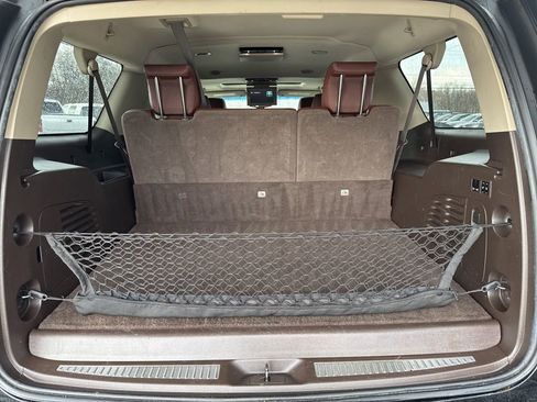 Used 2018 Chevrolet Suburban Premier image 56