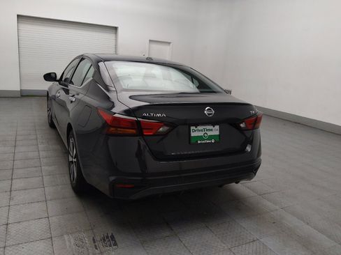 Used 2021 Nissan Altima 2.5 SV FWD image 5
