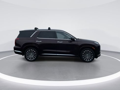Used 2024 Hyundai Palisade Calligraphy image 8