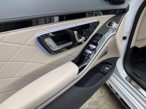Used 2025 Mercedes-Benz S 580 4MATIC Sedan image 11