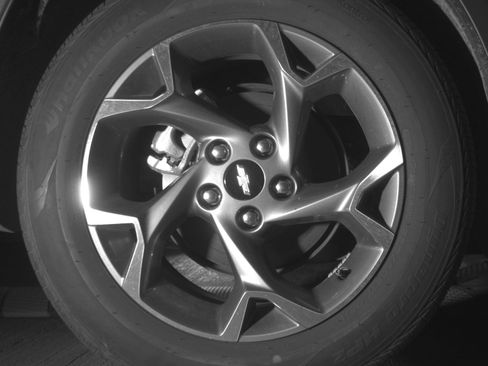 Used 2025 Chevrolet Trax LT FWD image 15