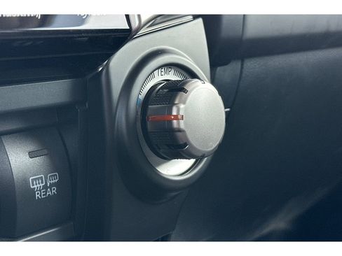 Used 2021 Toyota 4Runner SR5 Premium w/ Moonroof Package image 32