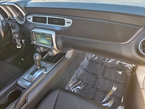 Used 2014 Chevrolet Camaro LT image 20