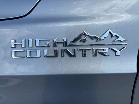Used 2024 Chevrolet Tahoe High Country w/ Premium Package AWD/4WD image 40