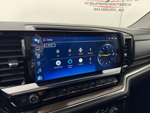 Used 2023 Chevrolet Silverado 1500 LT Trail Boss image 14