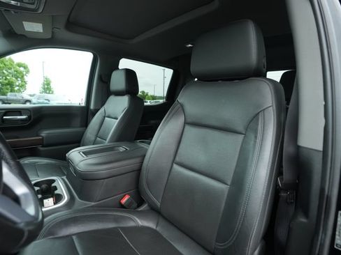 Used 2019 GMC Sierra 1500 SLT w/ SLT Premium Plus Package AWD/4WD image 41