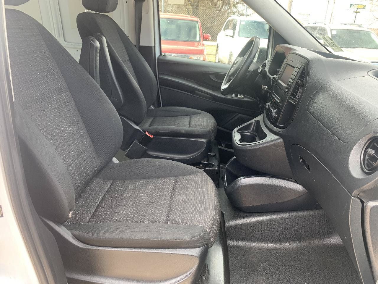 Used 2016 Mercedes-Benz Metris image 14