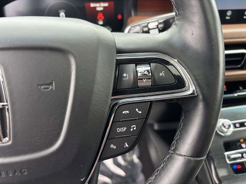 Used 2021 Lincoln Nautilus Reserve image 20