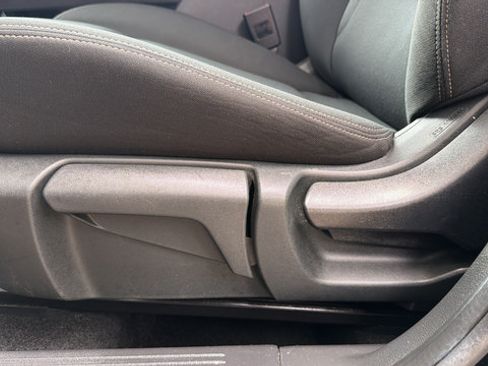 Used 2024 Nissan Rogue S AWD/4WD image 11