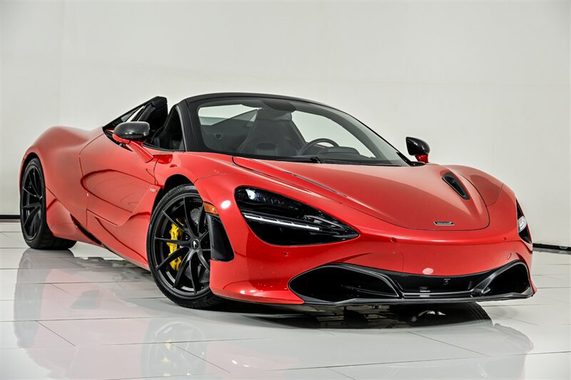 Used 2022 McLaren 720S Performance RWD image 2