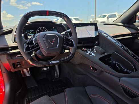 Used 2025 Chevrolet Corvette E-Ray AWD/4WD image 7