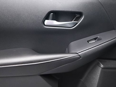 Used 2023 Nissan Sentra S image 11