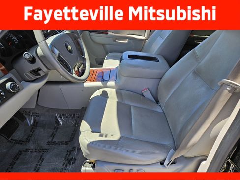 Used 2010 Chevrolet Tahoe LTZ AWD/4WD image 7