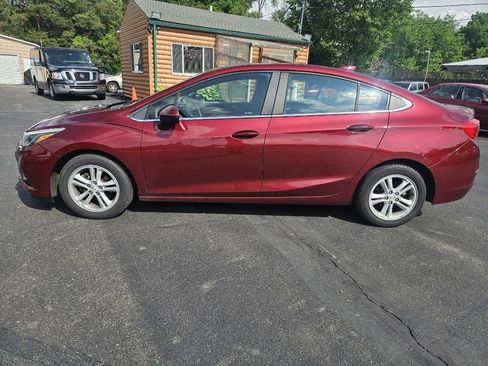 Used 2016 Chevrolet Cruze LT FWD image 5