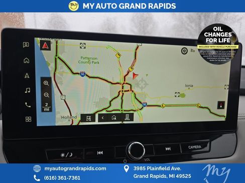 Used 2025 Mitsubishi Outlander SEL image 21