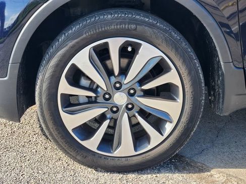 Used 2022 Buick Encore Preferred w/ Safety Package AWD/4WD image 10