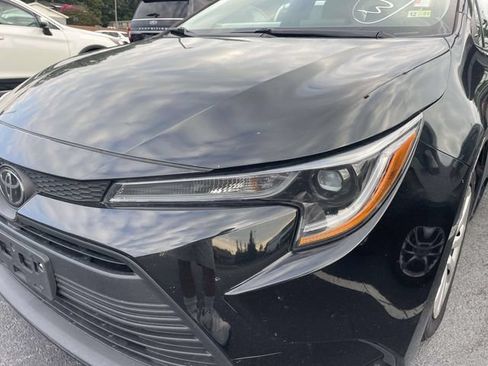 Used 2025 Toyota Corolla LE FWD image 6