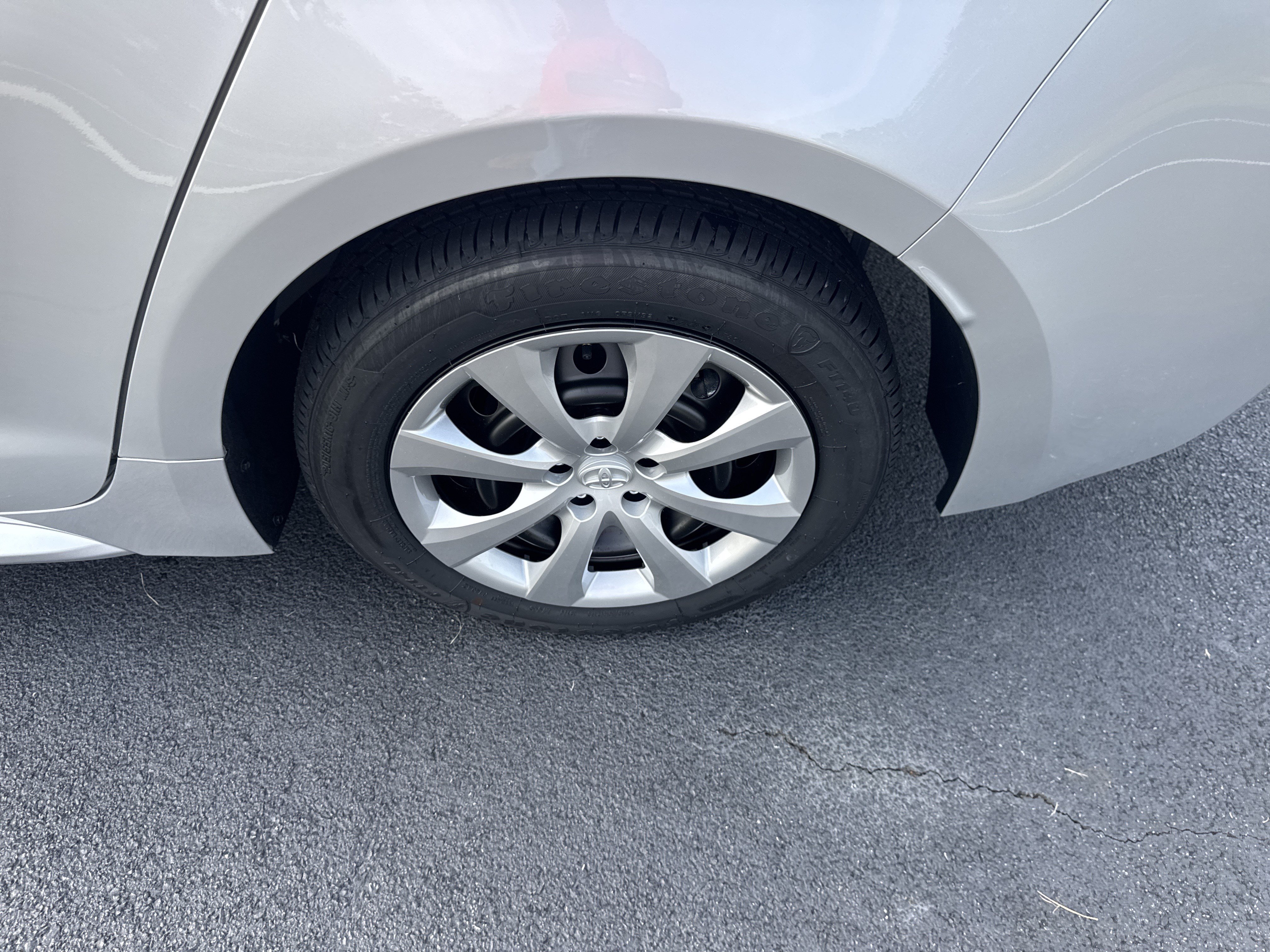 Used 2026 Toyota Corolla LE FWD image 12