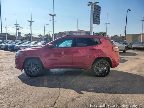 Certified 2022 Jeep Compass Limited AWD/4WD image 11