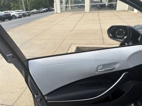 Used 2021 Toyota Corolla SE FWD image 9