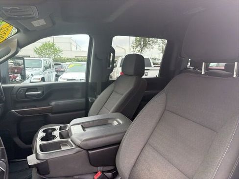 Used 2022 Chevrolet Silverado 2500 LT w/ Convenience Package AWD/4WD image 13