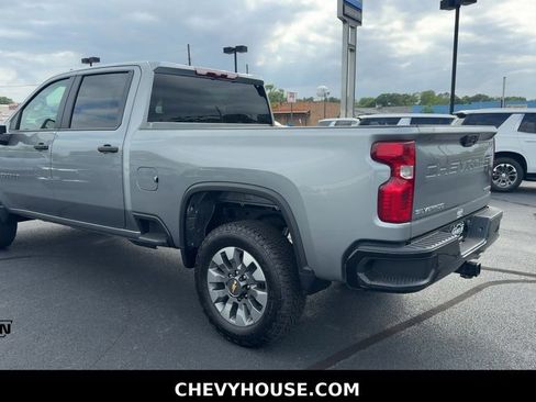 New 2026 Chevrolet Silverado 2500 Custom image 6