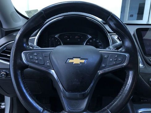 Used 2018 Chevrolet Malibu LT w/ Driver Confidence Package image 25