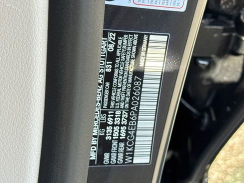 Used 2023 Mercedes-Benz EQS 580 4MATIC Sedan w/ Executive Rear Seat Package image 35