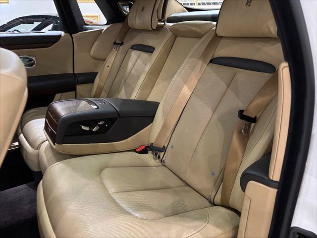 Used 2021 Rolls-Royce Ghost AWD/4WD image 16
