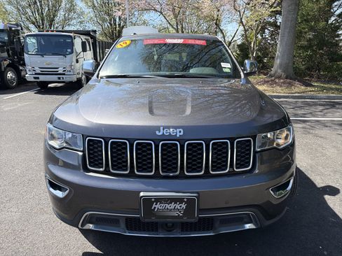 Used 2019 Jeep Grand Cherokee Limited image 3