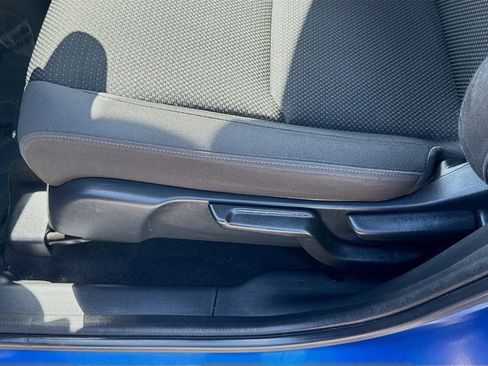 Used 2019 Honda HR-V EX image 17